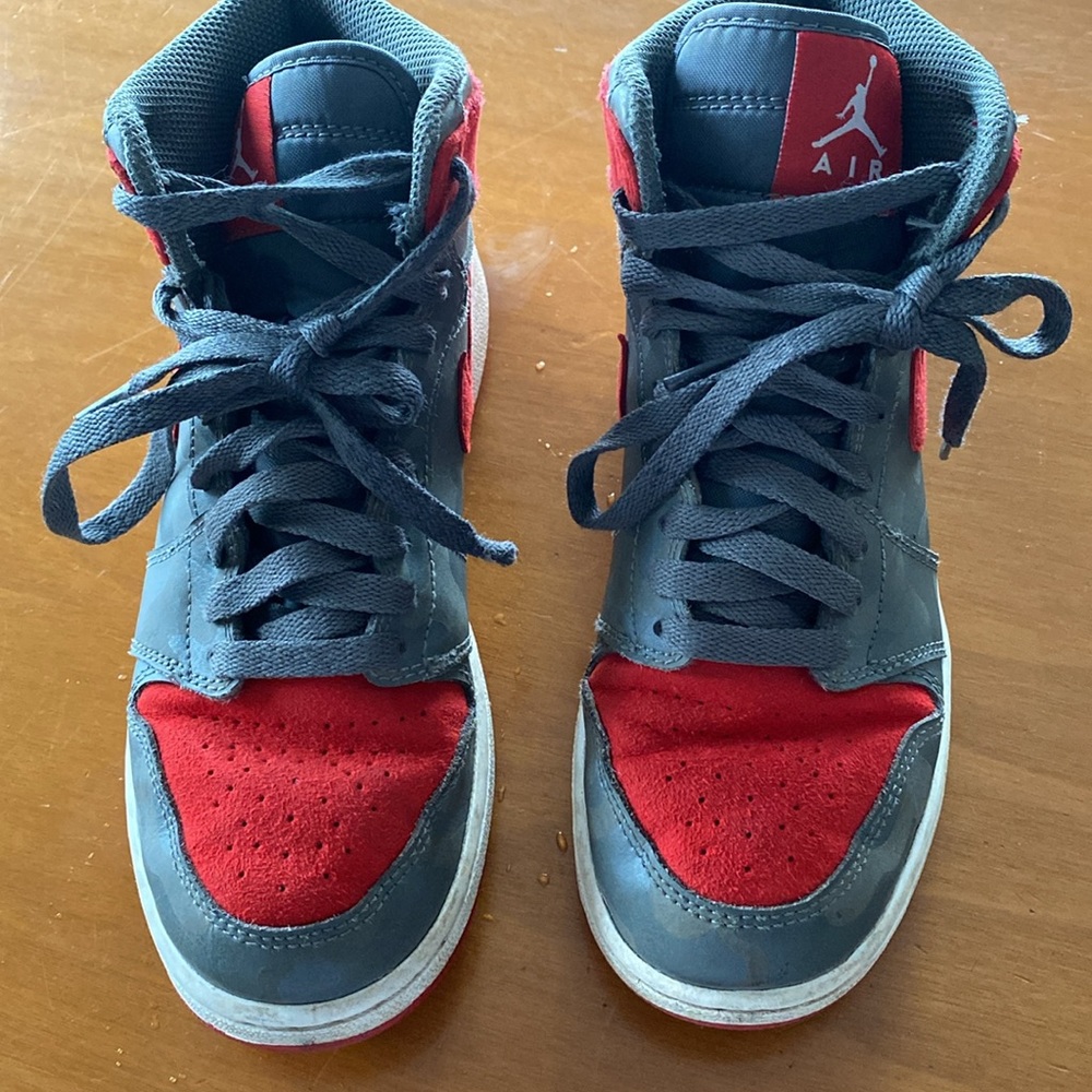 Air Jordan 1 mid sneakers - red suede and gray camouflage - Picture 2 of 8
